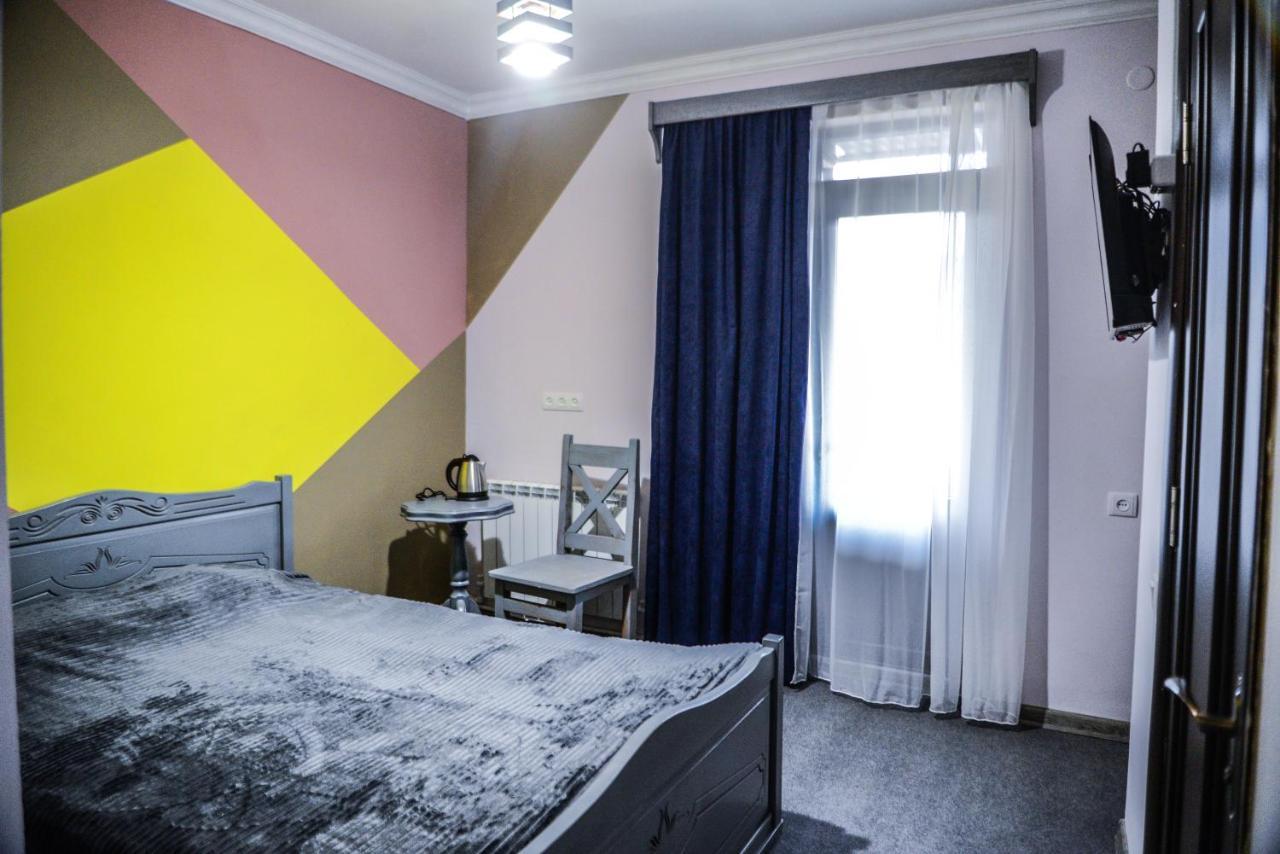 Paxlava Guesthouse & Restaurant Dilijan Bagian luar foto