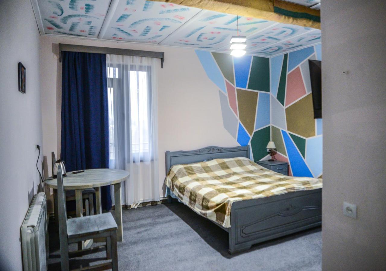 Paxlava Guesthouse & Restaurant Dilijan Bagian luar foto