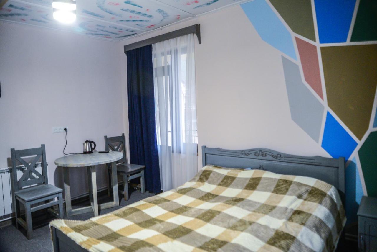 Paxlava Guesthouse & Restaurant Dilijan Bagian luar foto