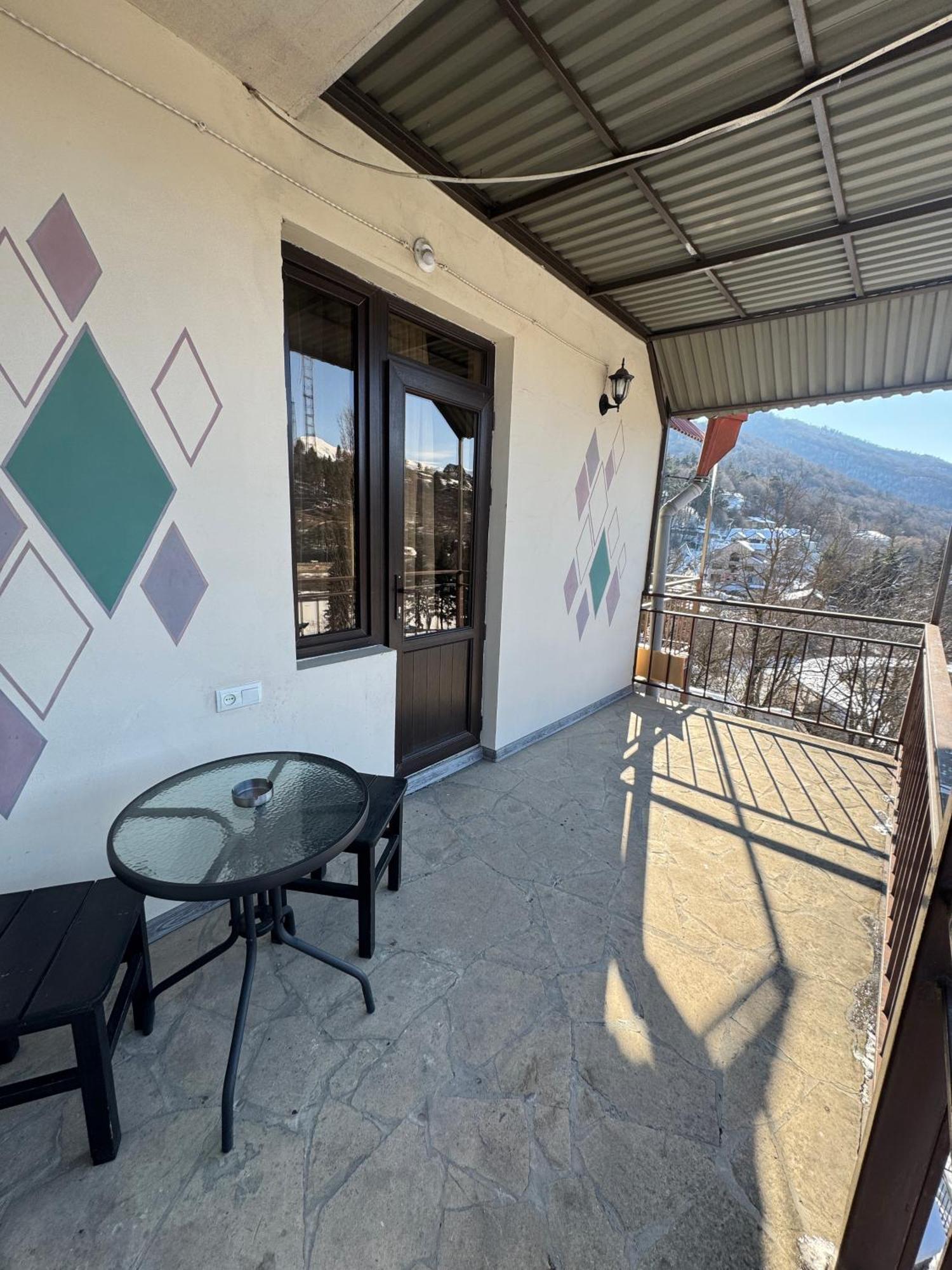 Paxlava Guesthouse & Restaurant Dilijan Bagian luar foto